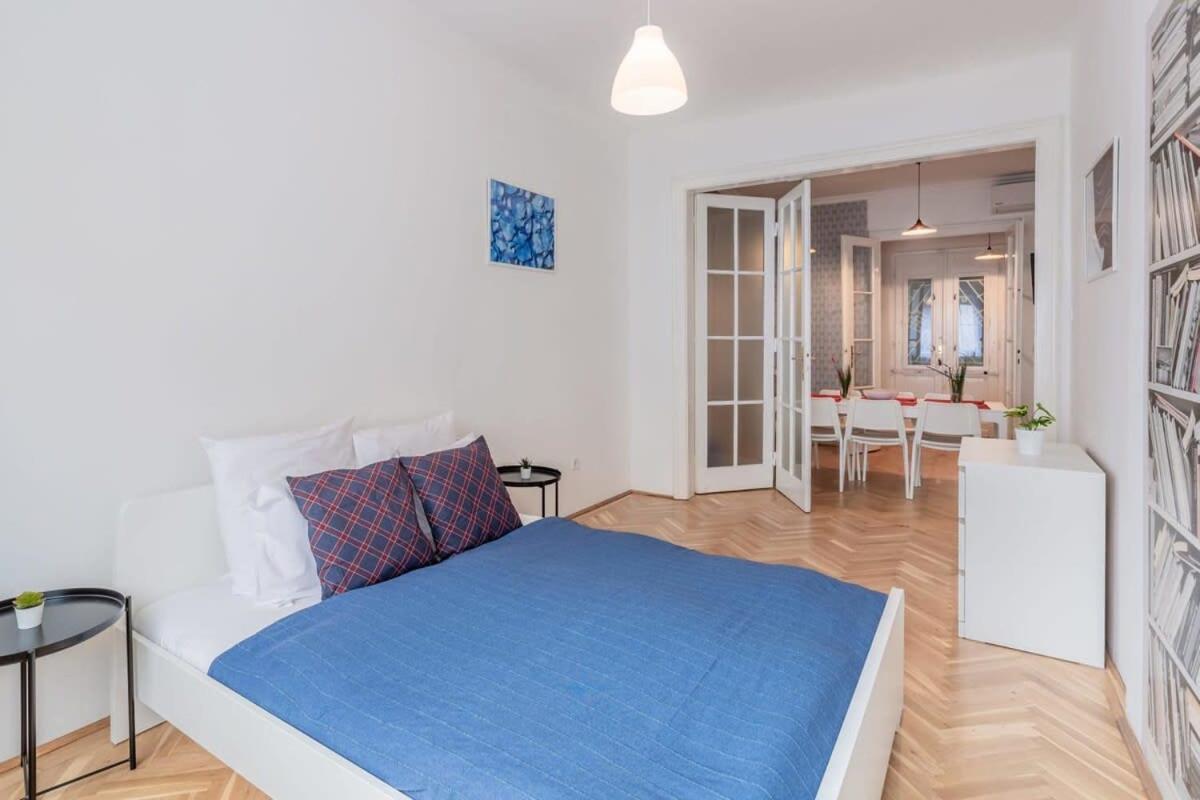 Home Away From Home In The Center Budapest Esterno foto