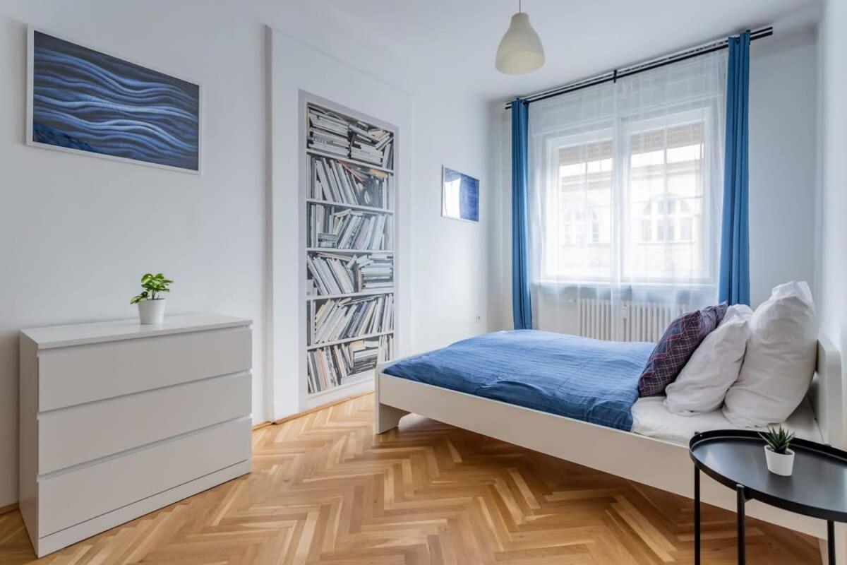 Home Away From Home In The Center Budapest Esterno foto